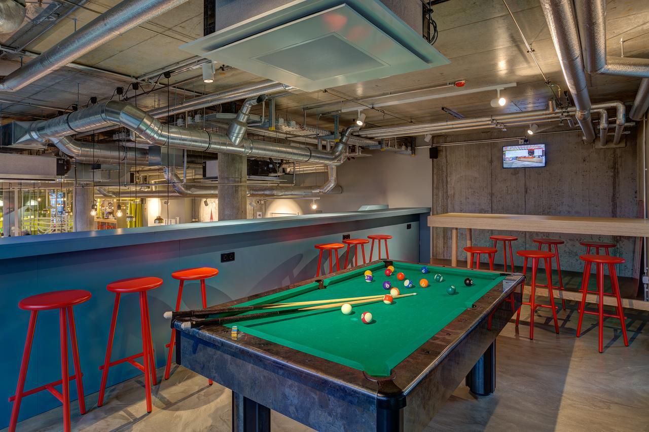 Meininger East Side Gallery Hotel 3*