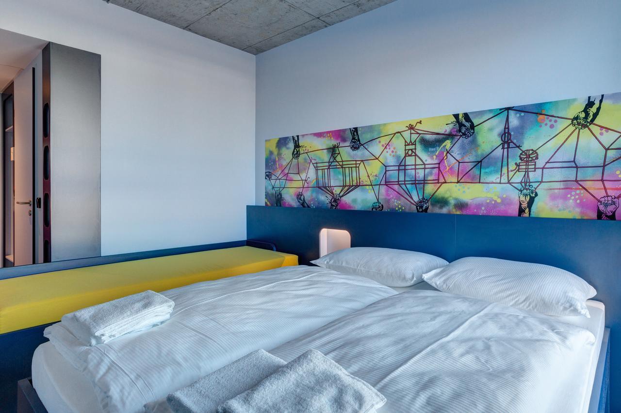 Hotel Meininger East Side Gallery
