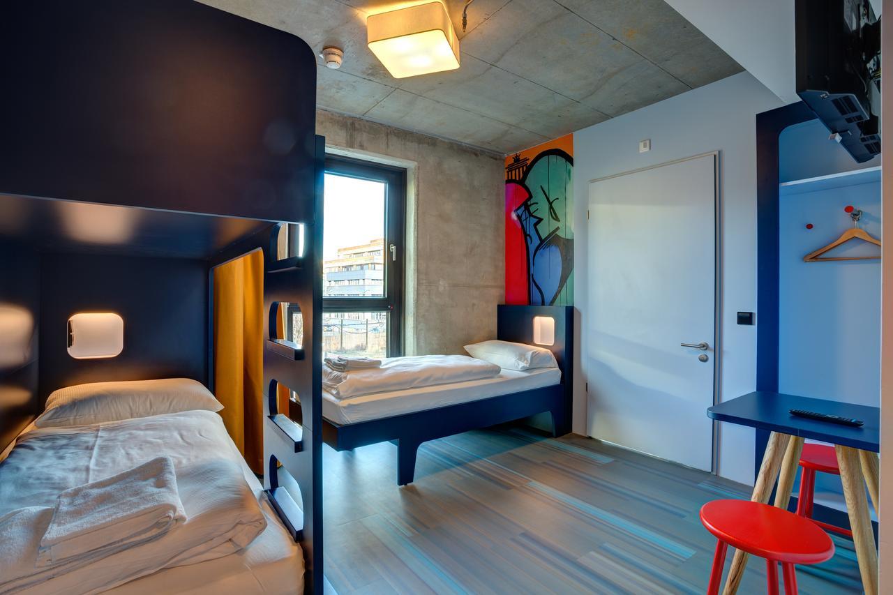 Meininger East Side Gallery Hotel 3*