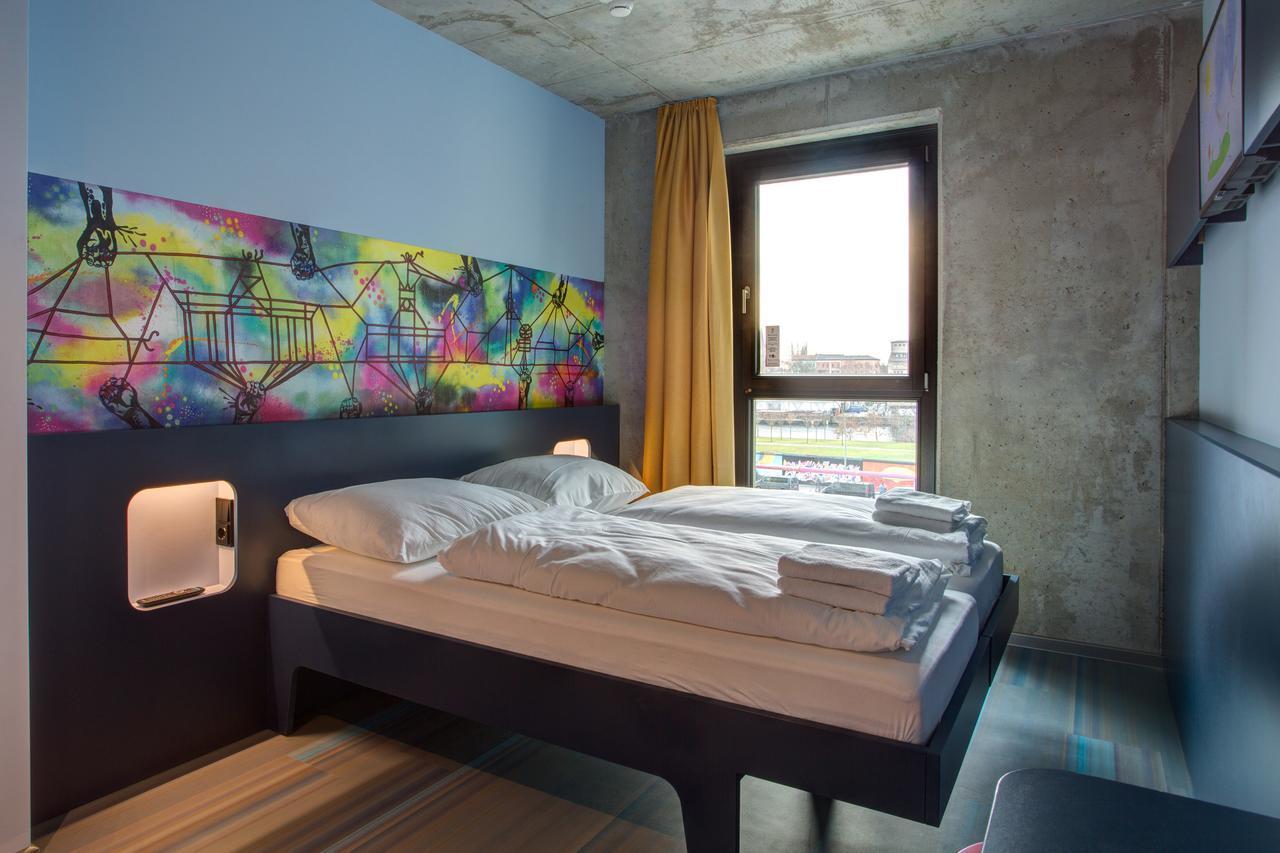 Hotel Meininger East Side Gallery 3*